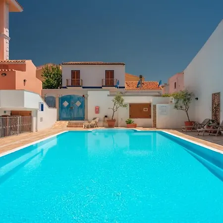 Apartment Relaxing Cristal Blu Sleeps 3 *