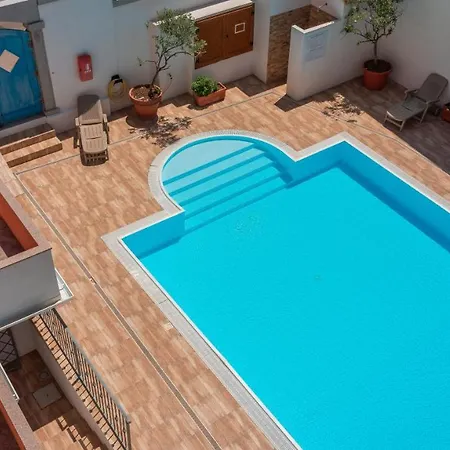 Apartment Relaxing Cristal Blu Sleeps 3