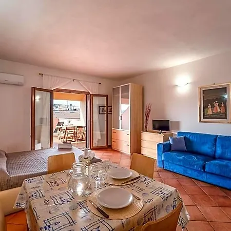 Relaxing Cristal Blu Sleeps 3 Persons * Santa Teresa Gallura