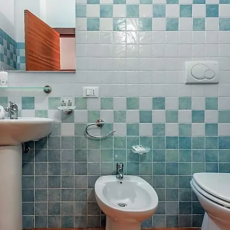 Relaxing Cristal Blu Sleeps 3 Persons Διαμέρισμα Santa Teresa Gallura